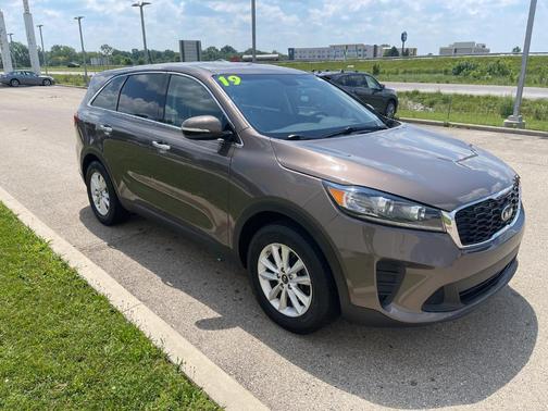 2019 Kia Sorento LX