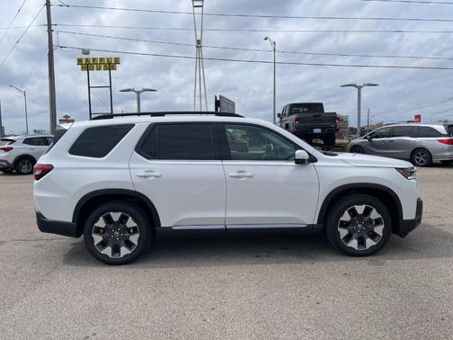 White 2026 Honda Pilot Touring