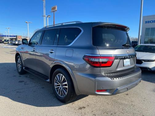 2024 Nissan Armada SL