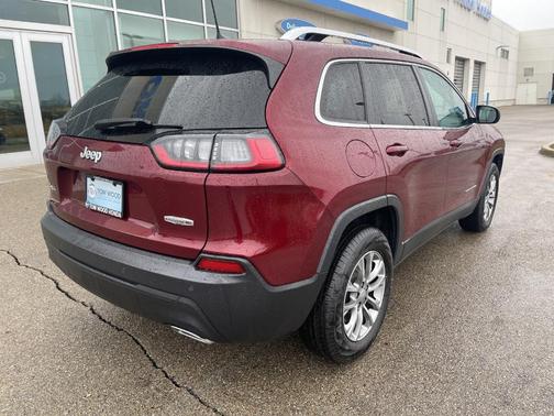 2021 Jeep Cherokee Latitude Lux