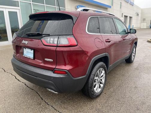 2021 Jeep Cherokee Latitude Lux