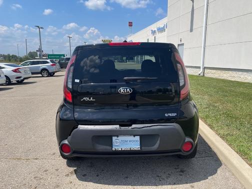2015 Kia Soul +