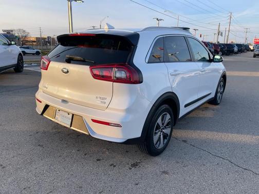 2017 Kia Niro EX