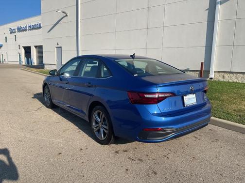 2024 Volkswagen Jetta 1.5T SE