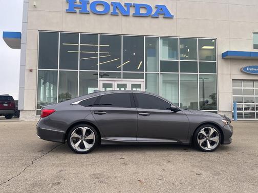 2020 Honda Accord Touring 2.0T