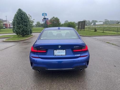 2021 BMW 330 i xDrive