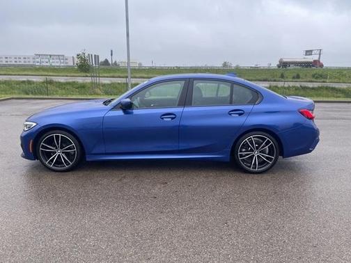 2021 BMW 330 i xDrive