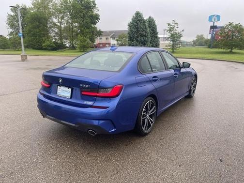 2021 BMW 330 i xDrive