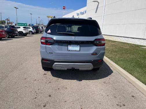 2025 Honda Pilot TrailSport