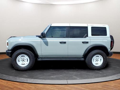 Cactus 2024 Ford Bronco Heritage Edition