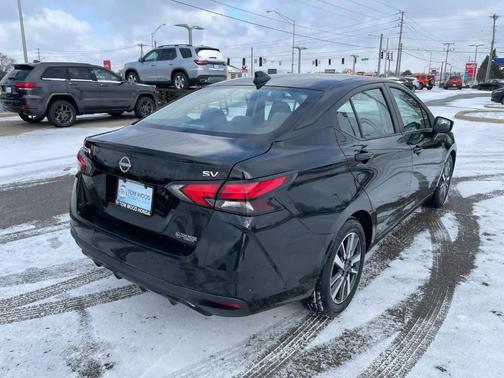2023 Nissan Versa 1.6 SV