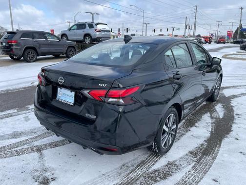 2023 Nissan Versa 1.6 SV