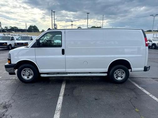 2024 Chevrolet Express 2500 RWD 2500 Regular Wheelbase WT