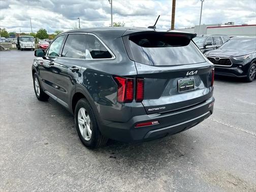 2023 Kia Sorento LX