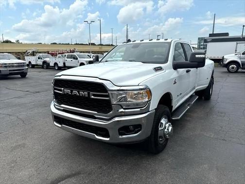 2024 RAM 3500 Big Horn Crew Cab 4x4 8' Box