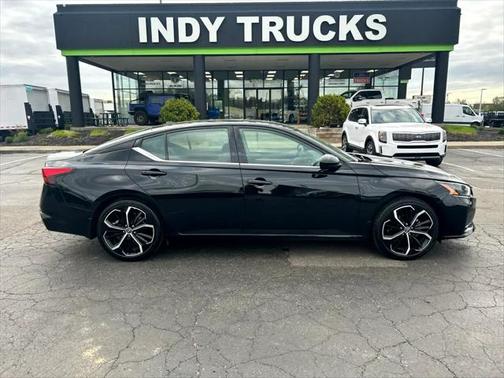 2024 Nissan Altima SR FWD