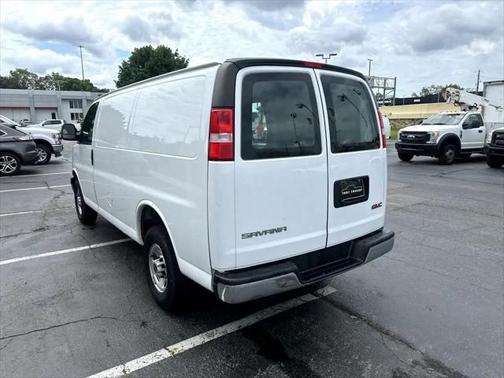 2022 GMC Savana 2500 Work Van