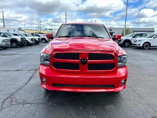 2017 RAM 1500 Night Crew Cab 4x4 5'7' Box