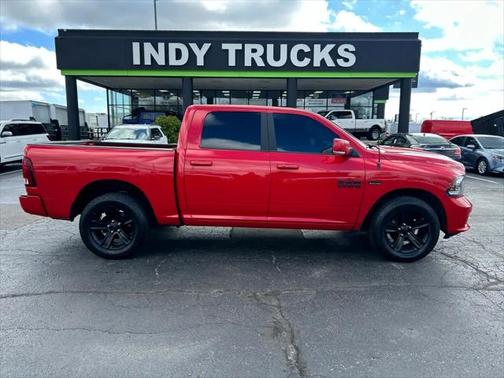 2017 RAM 1500 Night Crew Cab 4x4 5'7' Box