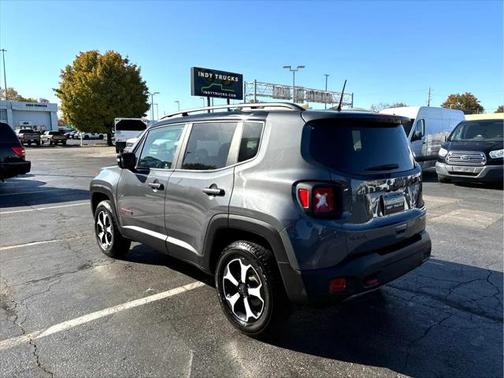 2022 Jeep Renegade Trailhawk