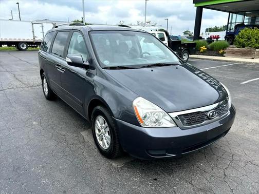 2012 Kia Sedona LX