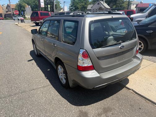 silver 2006 Subaru Forester 2.5 X L.L. Bean Edition