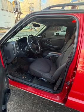 2004 Chevrolet S-10 LS Crew Cab