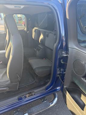 blue 2009 Chevrolet Colorado LT Extended Cab