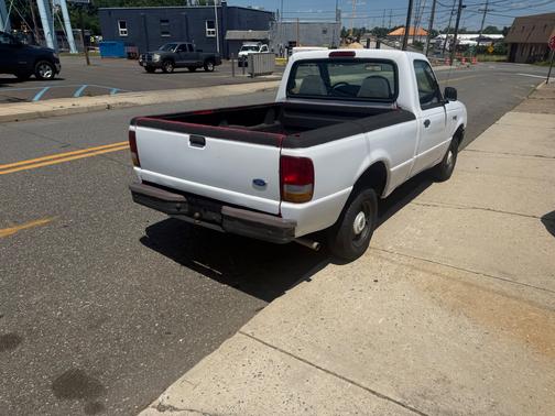 white 1996 Ford Ranger XL