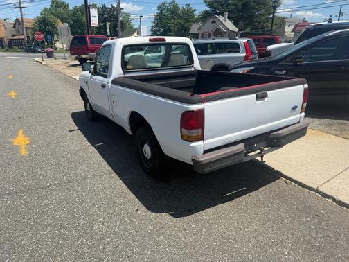 white 1996 Ford Ranger XL