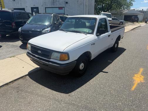white 1996 Ford Ranger XL