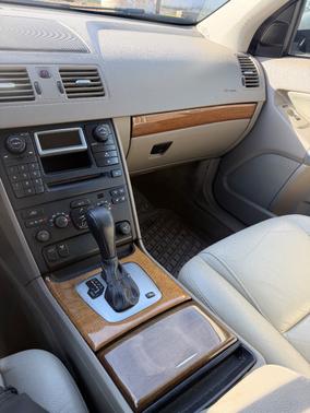 2005 Volvo XC90 2.5T