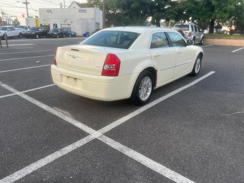 2008 Chrysler 300 LX