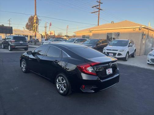 Photo 5 of 19 of 2017 Honda Civic LX