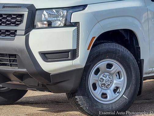 2025 Nissan Frontier S