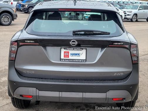 2025 Nissan Kicks S