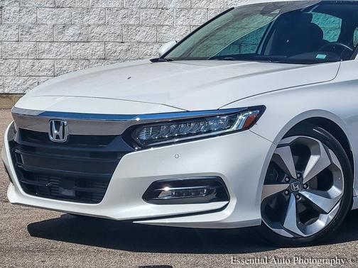 2019 Honda Accord Touring 2.0T
