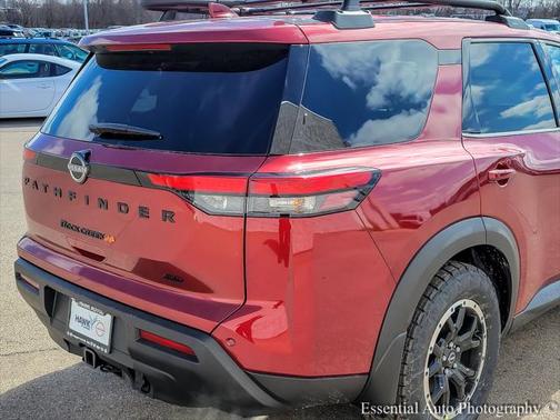 2025 Nissan Pathfinder Rock Creek 4WD