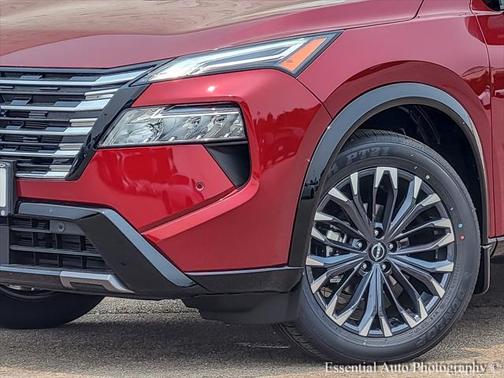 2025 Nissan Rogue Platinum