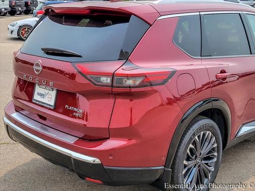 2025 Nissan Rogue Platinum