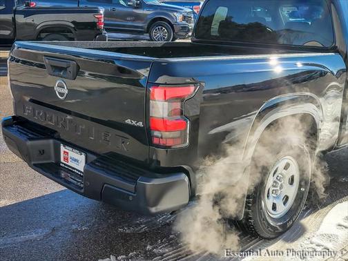 2025 Nissan Frontier S