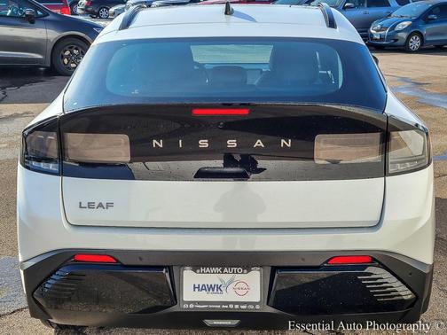 2026 Nissan Leaf PLATINUM+