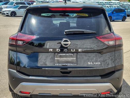 2022 Nissan Rogue SL