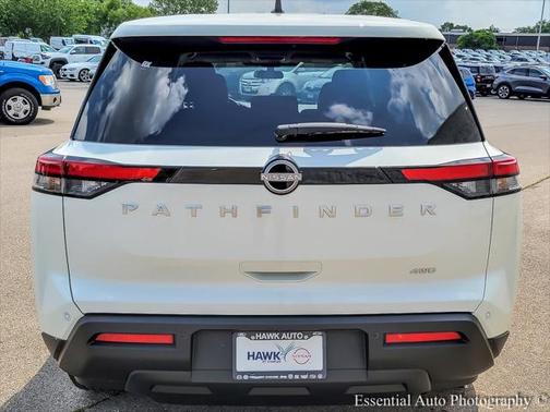 2025 Nissan Pathfinder S 4WD
