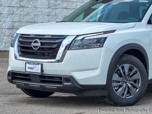 2025 Nissan Pathfinder S 4WD