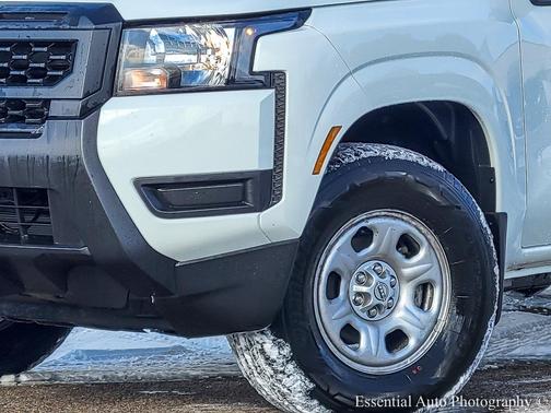 2025 Nissan Frontier S