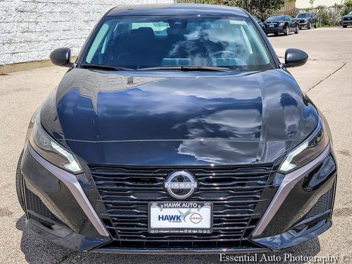 Super Black 2026 Nissan Altima SV FWD