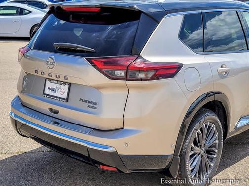 2025 Nissan Rogue Platinum