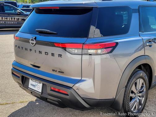 2024 Nissan Pathfinder SV 4WD