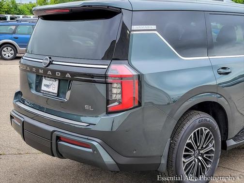 2025 Nissan Armada SL 4WD